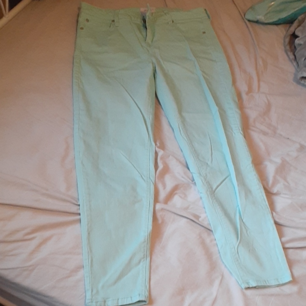 Skinny jeans